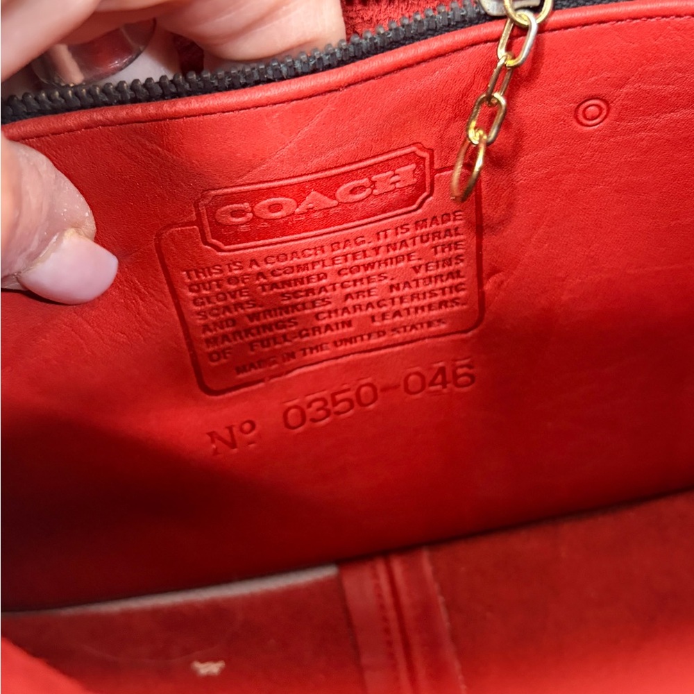 COACH Vintage Red Orange Leather Shoulder Bag Crossbody Large - Like New - Picture 8 of 16